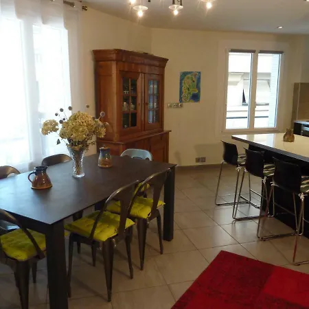 Apartment Superbe Parc Tete D'or 95 M2 Clim Parking